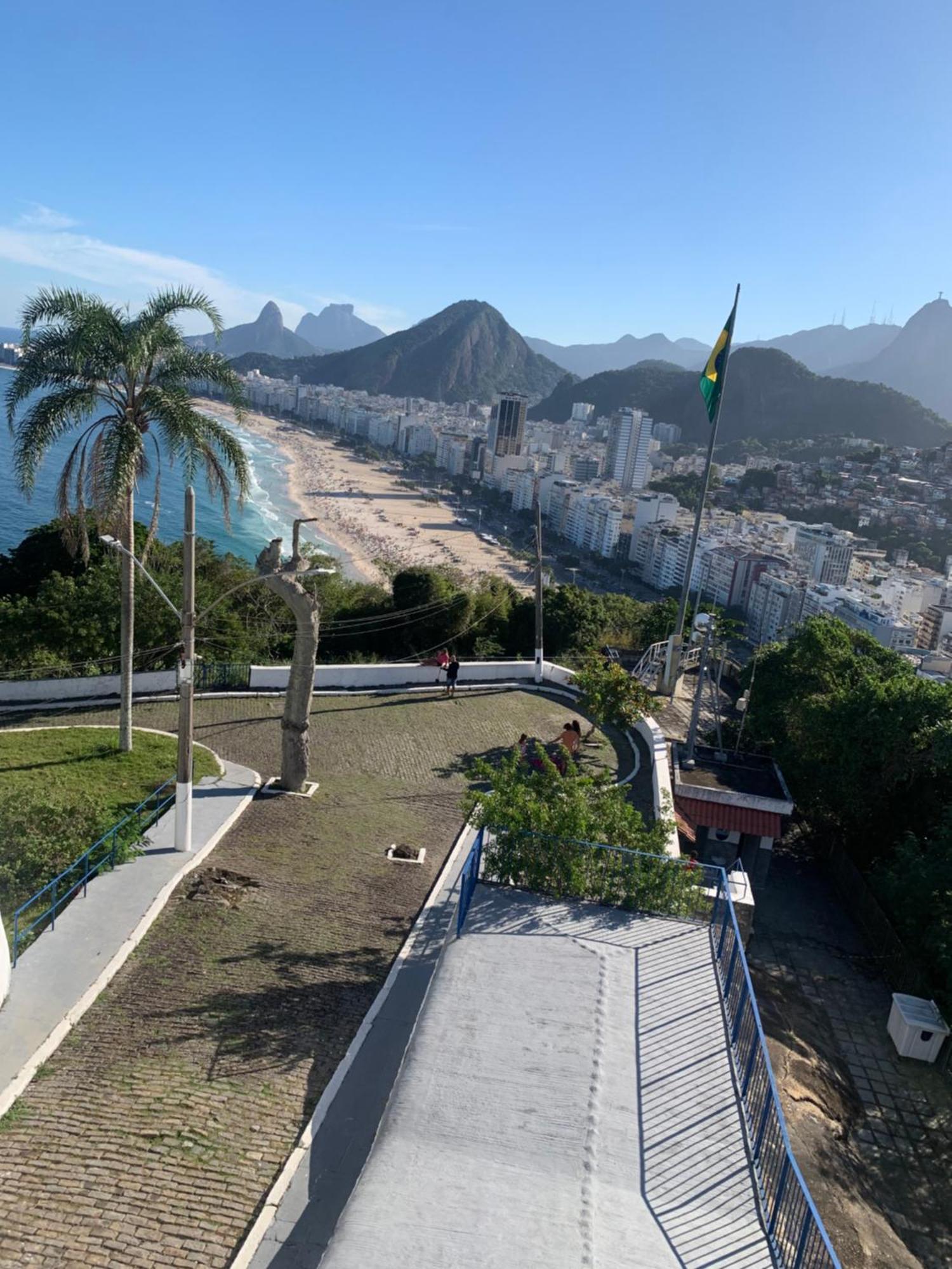 Pensión Deluxe Vista Mar Copacabana - Entrada Independente *